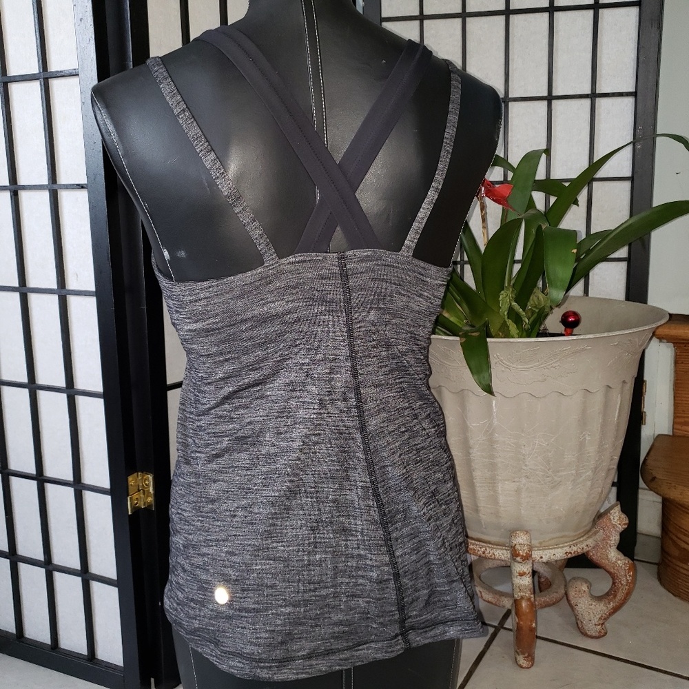 Lululemon top - Picture 2 of 5